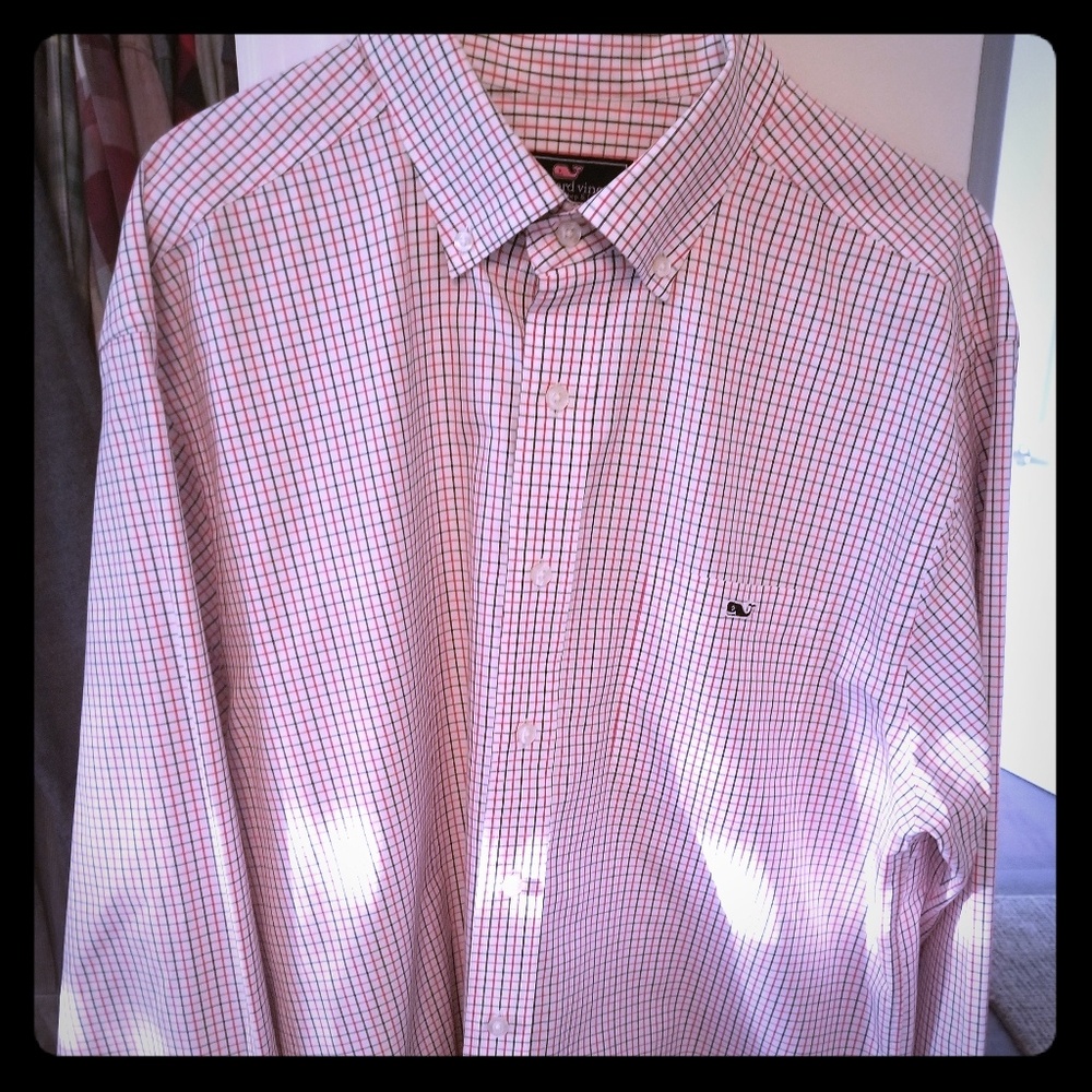 Vineyard Vines classic fit trucker shirt